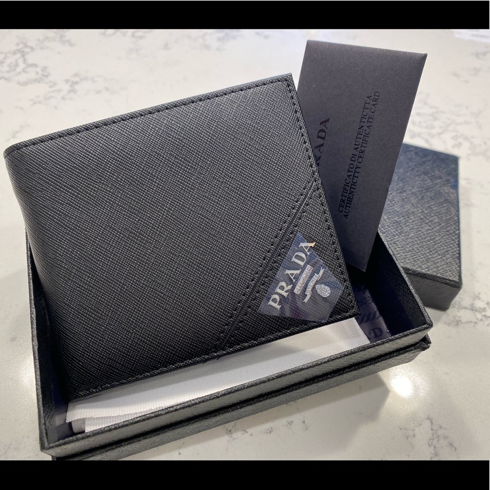 Prada men’s wallet